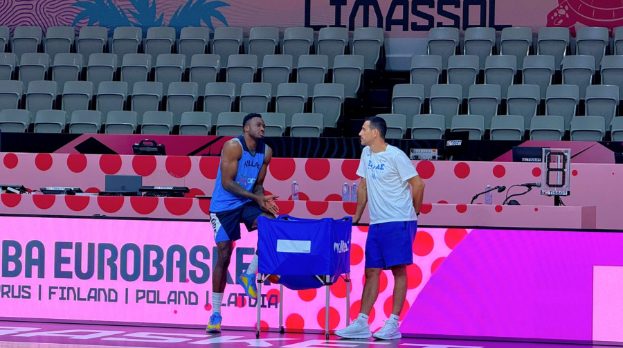 Θανάσης Αντετοκούνμπο στην προπόνηση