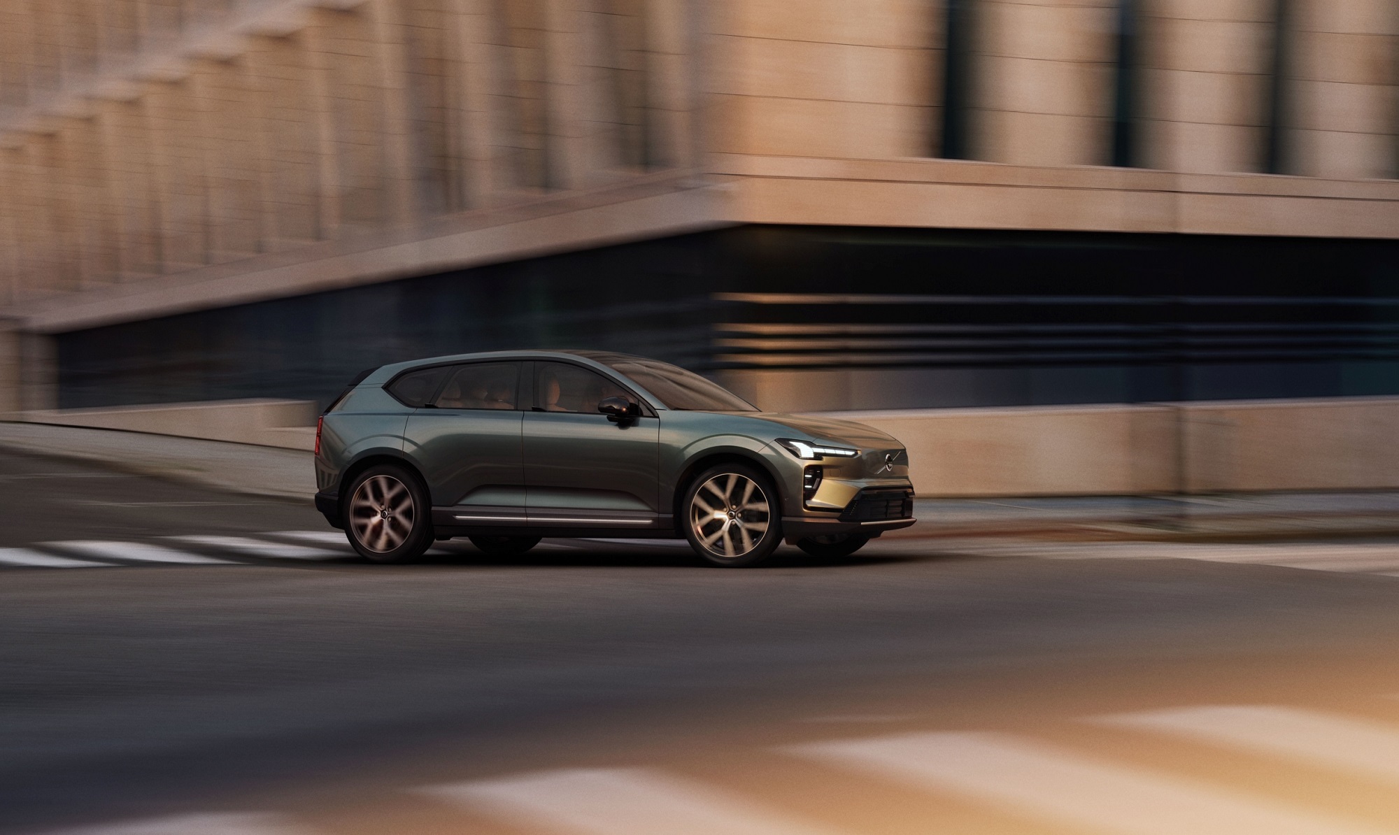 Volvo EX60