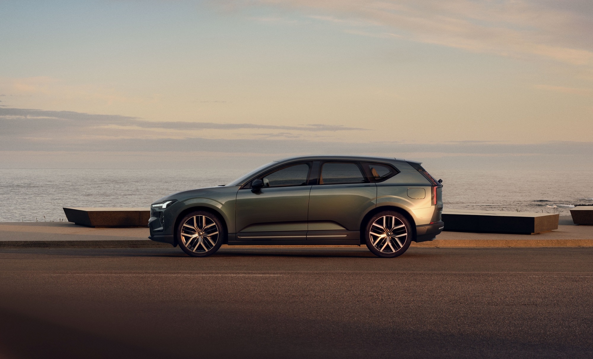 Volvo EX60