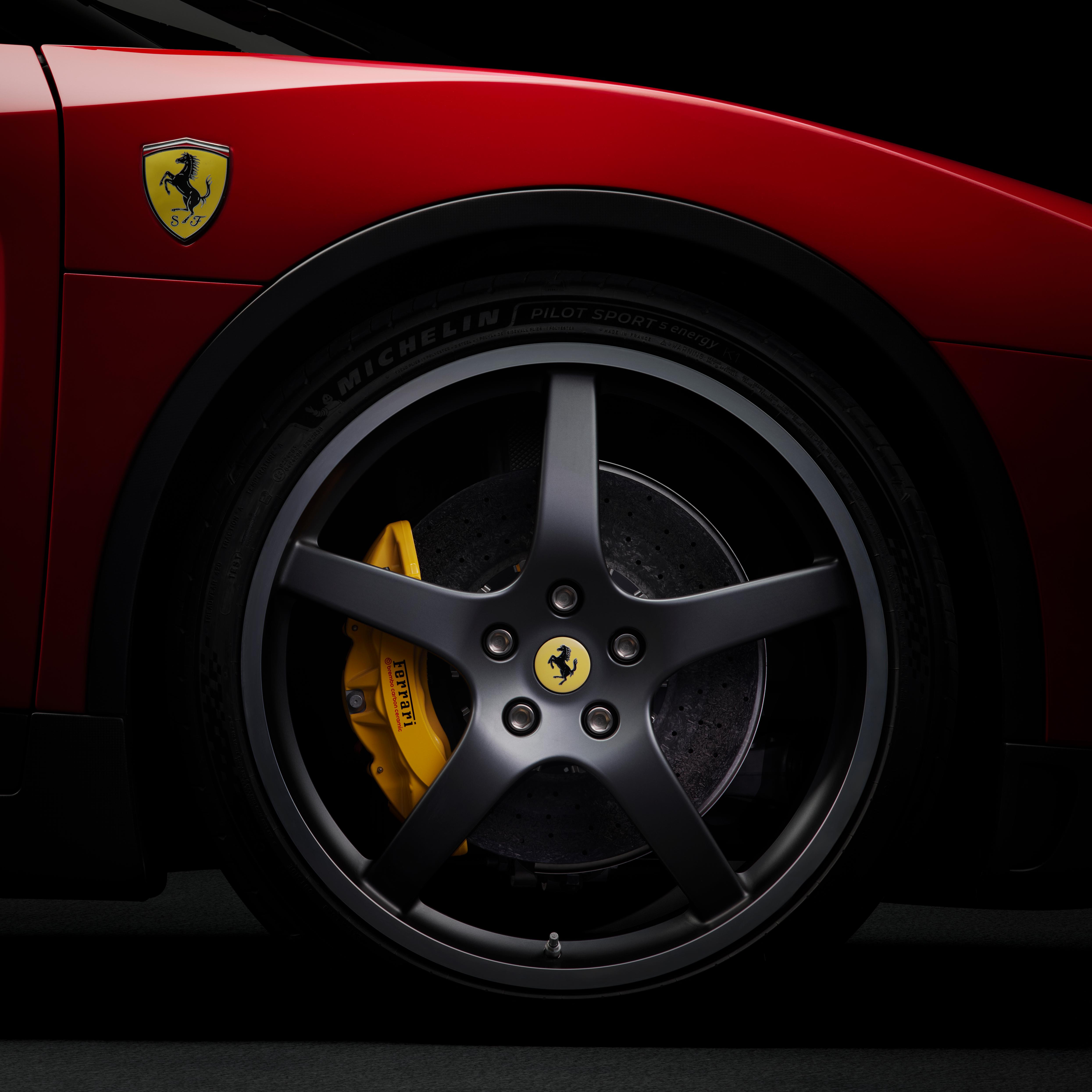 Ferrari Luce