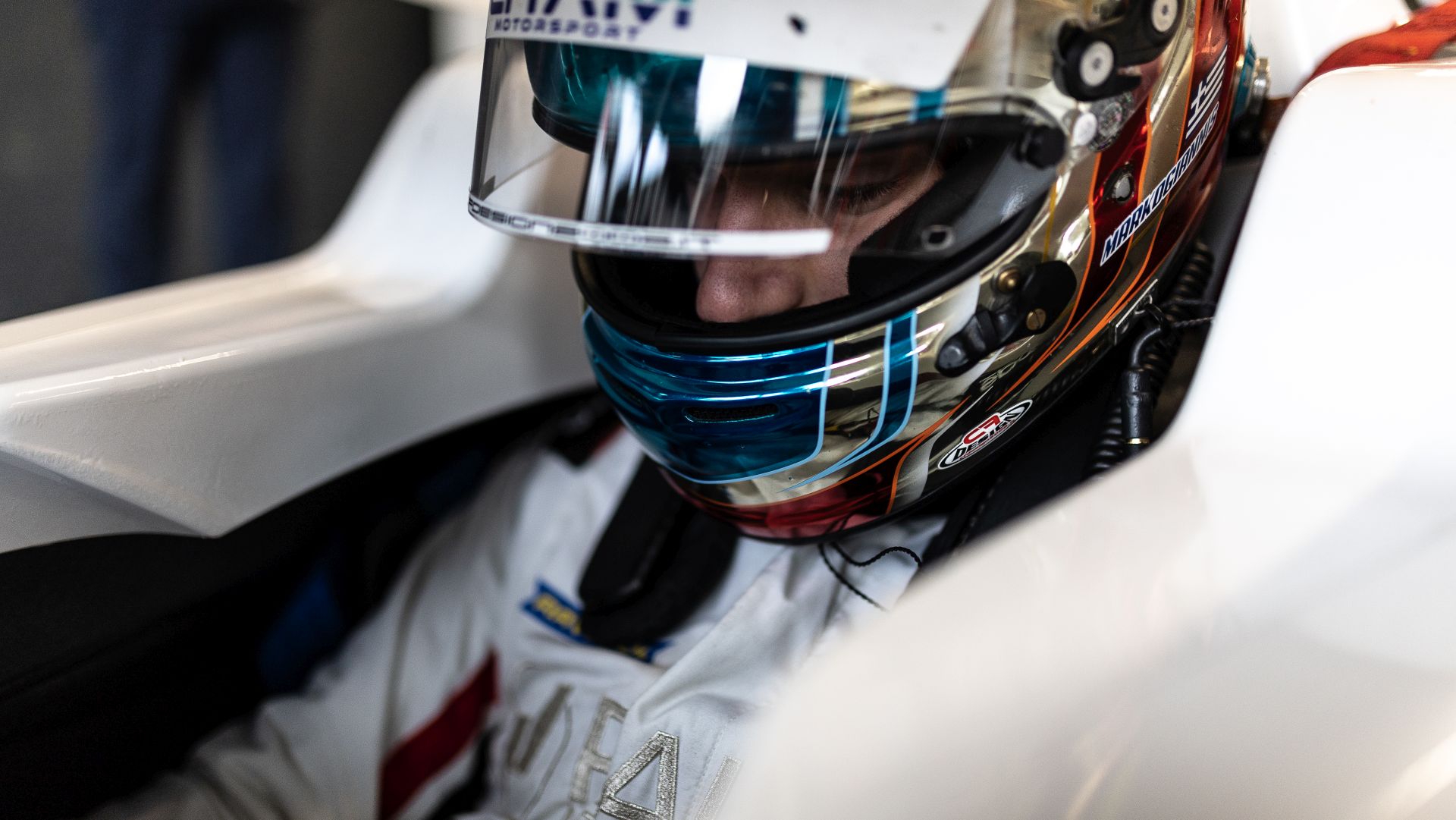 Ο Τζώρτζης Μαρκογιάννης στο Ζάντβοορτ