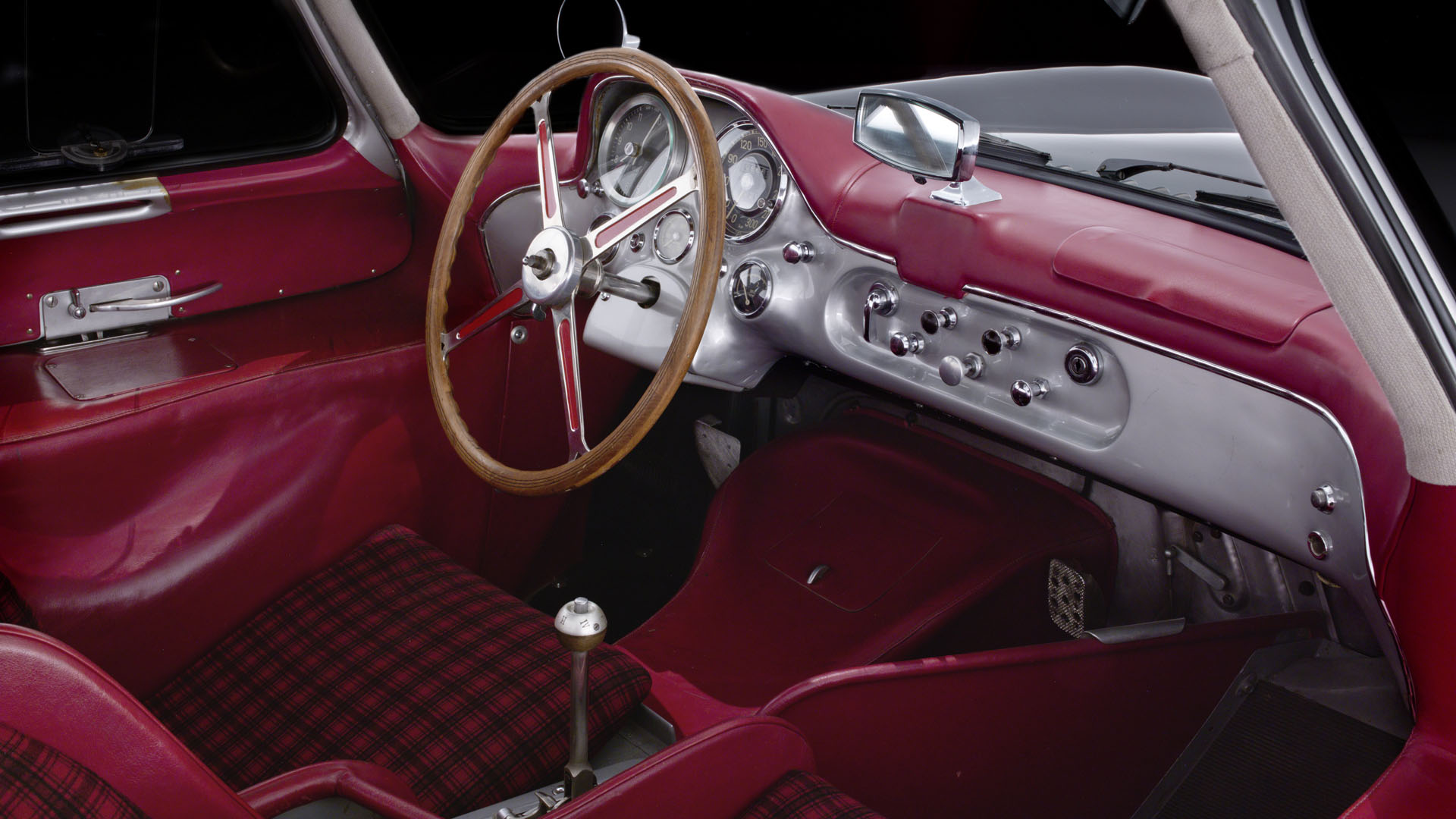 Mercedes-Benz 300 SLR Uhlenhaut Coupe