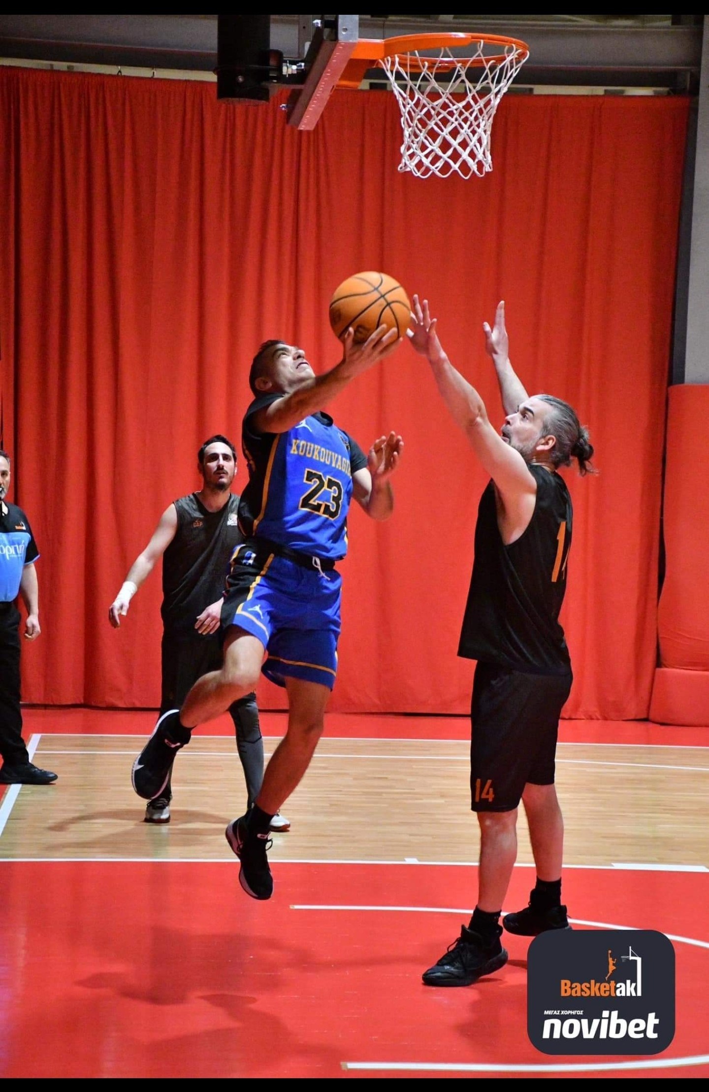 Από αγώνα για το basketaki