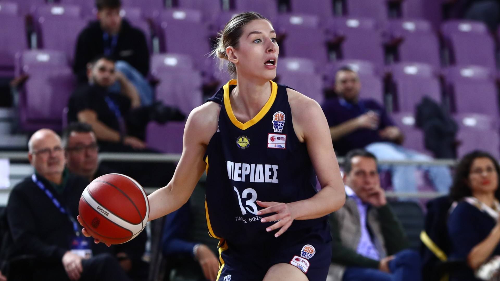 Η Μπενέκη στις Εσπερίδες 