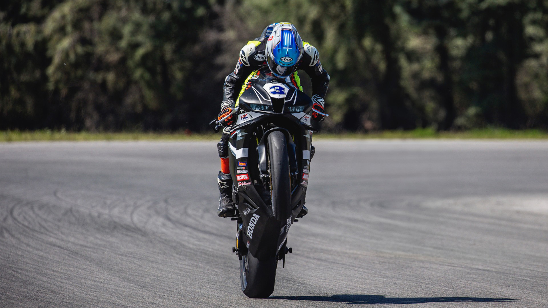 Παντελεάκης