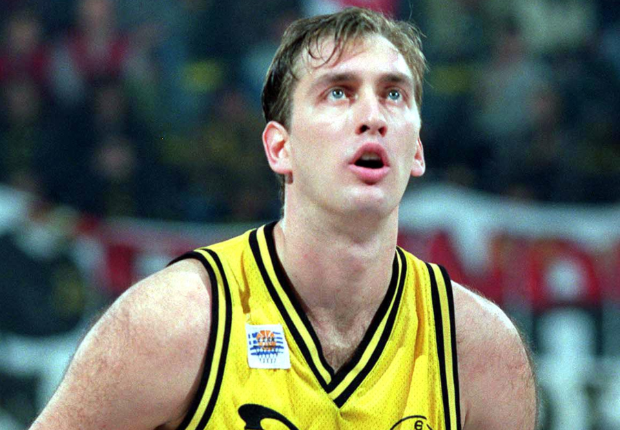 Παπασαράντου ΑΕΚ