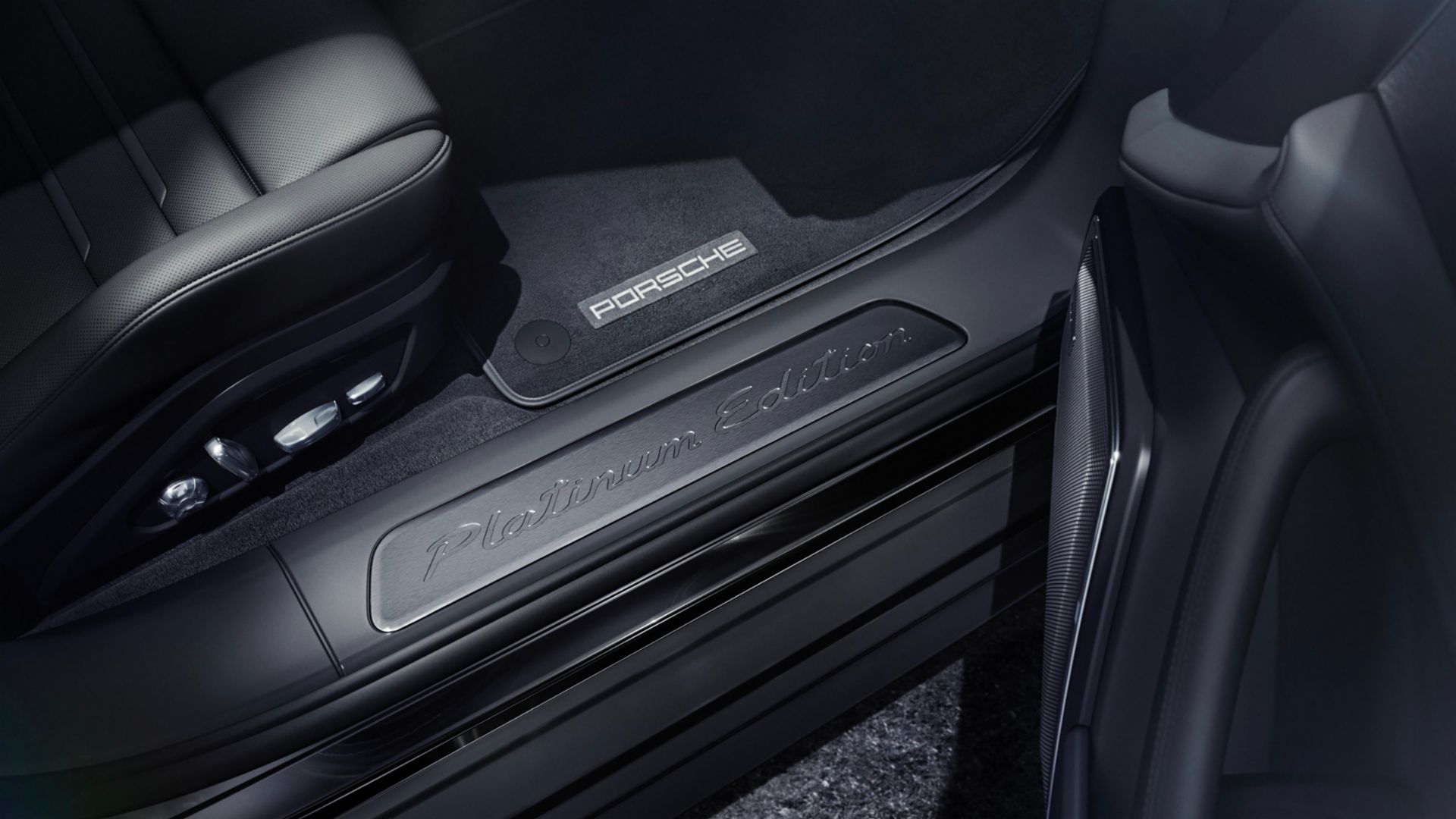 Porsche Panamera Platinum Edition