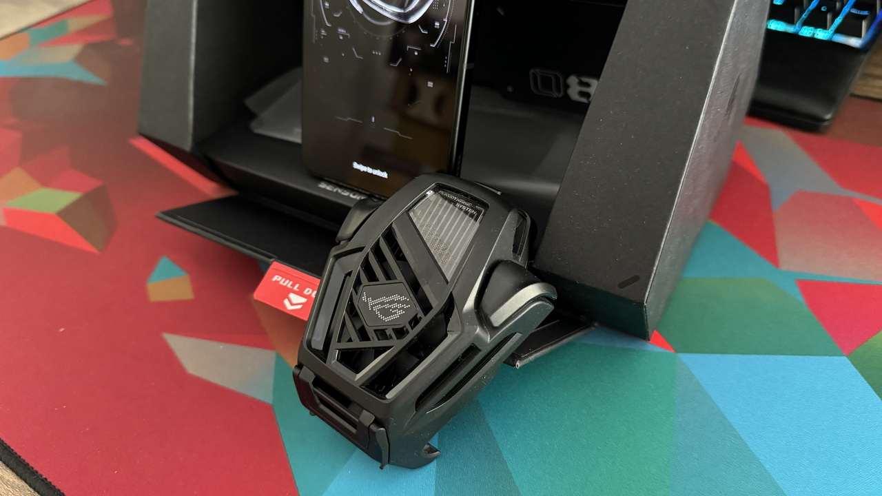 ASUS ROG Phone 8