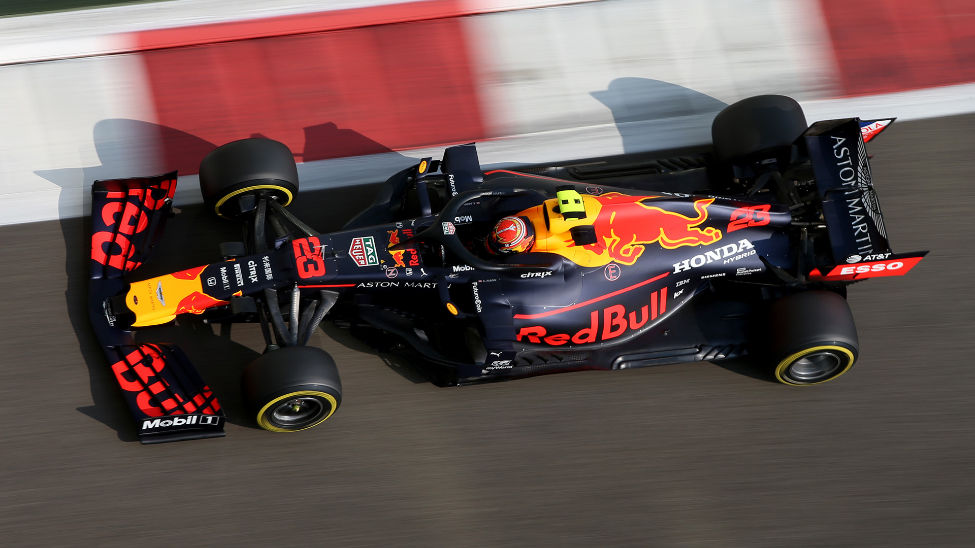 Άλεξ Άλμπον