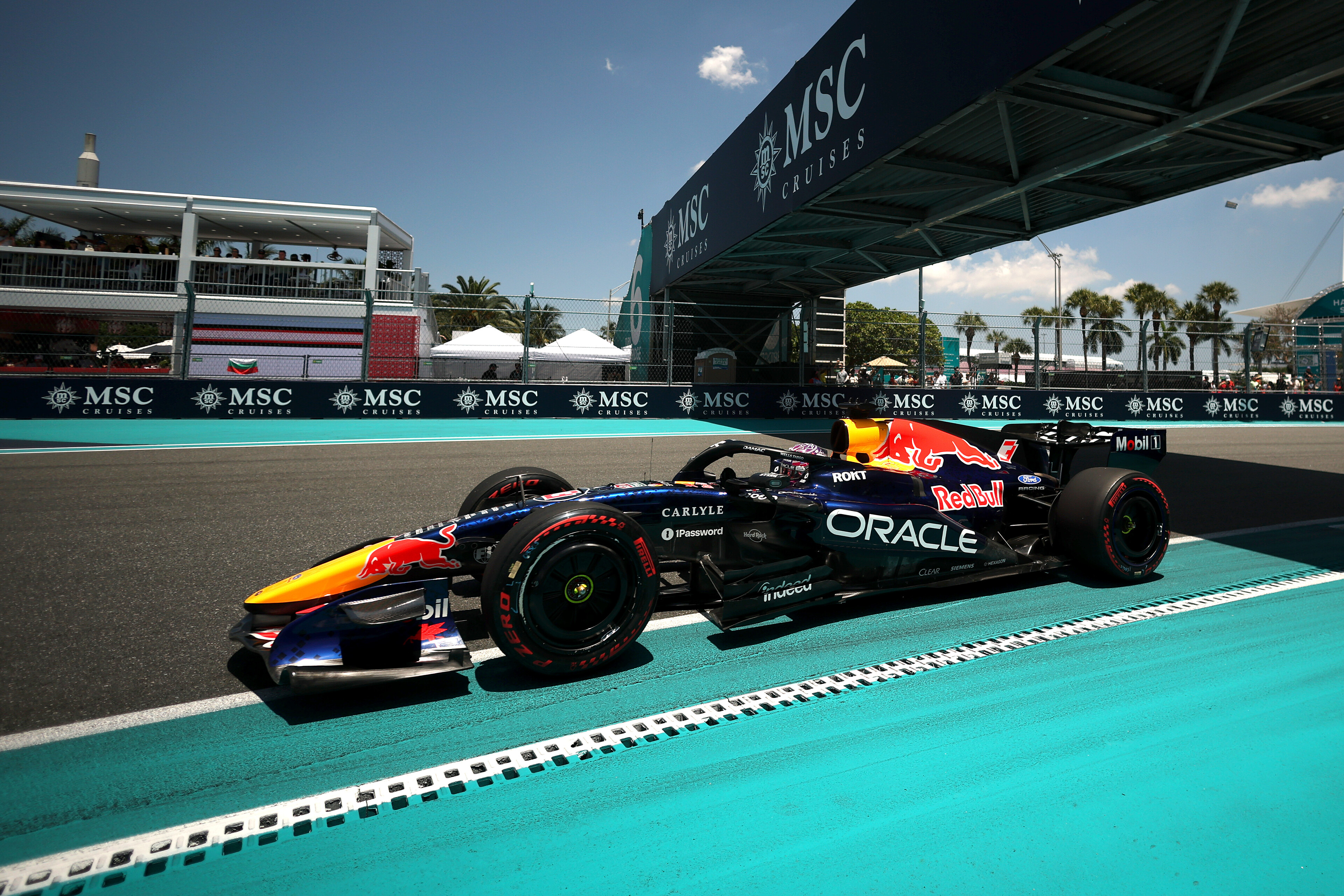 F1
