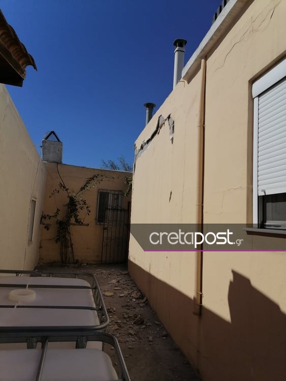 Σπίτι στις Πουλιές μετά τον σεισμό