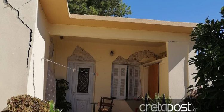 Σπίτι στις Πουλιές μετά τον σεισμό