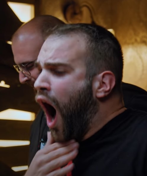 Φίλιππος καίγεται