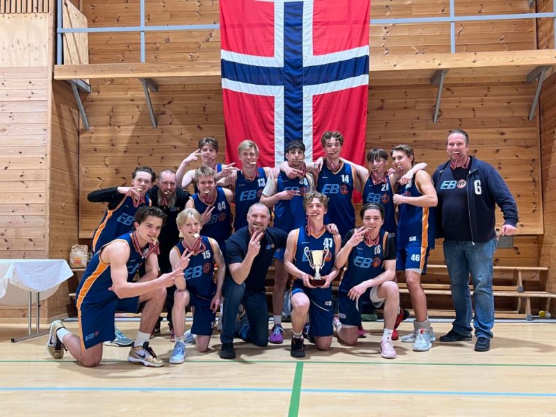 Ο Βασίλης Τσερνισώφ 