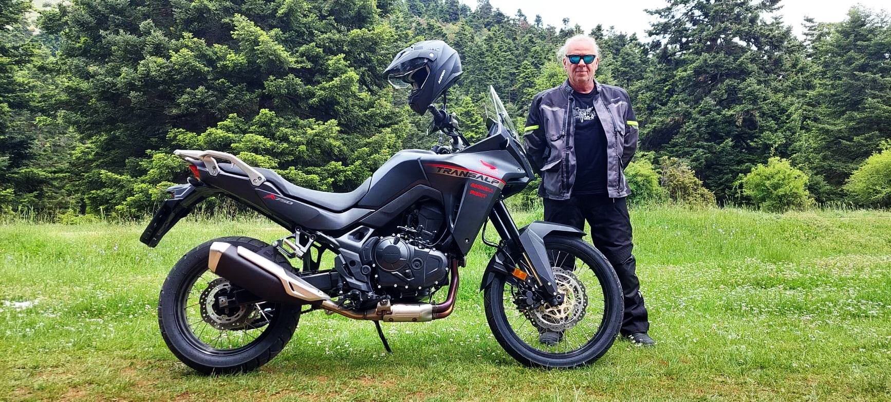 Νίκος Βιτσιλάκης, Honda XL750 Transalp