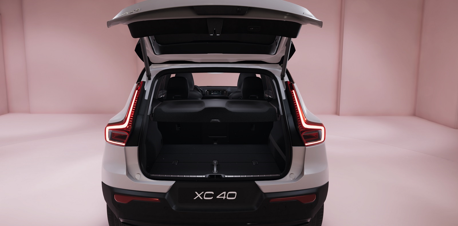 Volvo XC40 Recharge P8