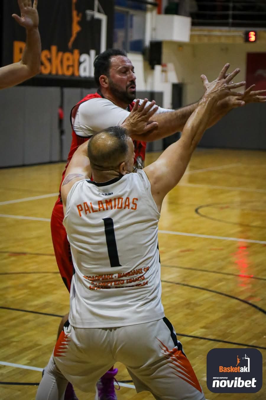 Από αγώνα για το basketaki