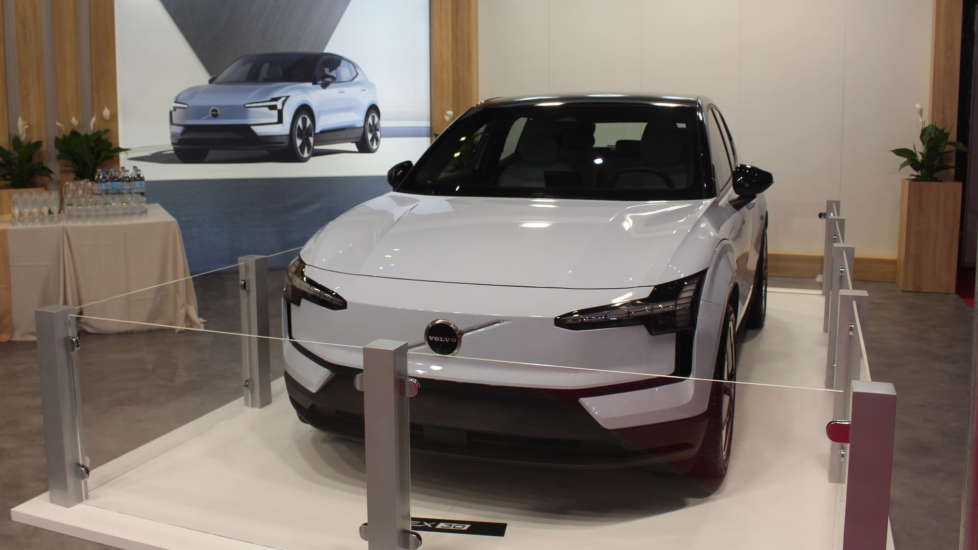 Volvo EX30