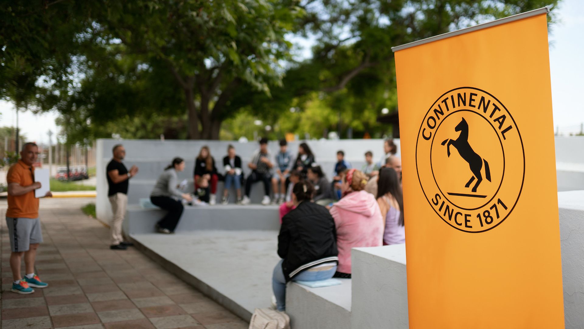 Continental και Χαμόγελο του Παιδιού