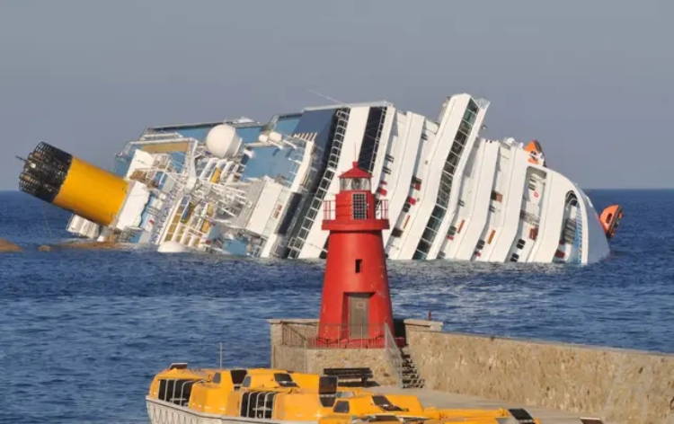 Shipwrecked: Nightmare at Sea