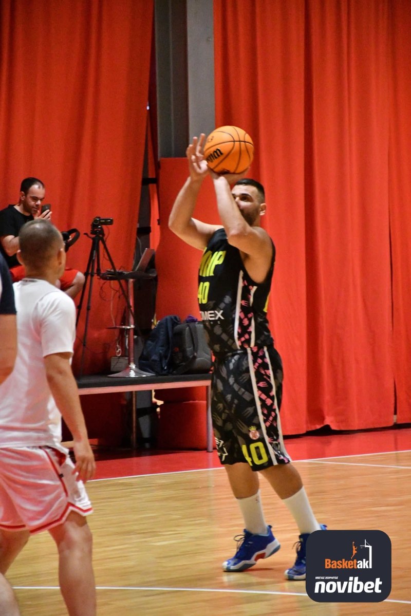 Από αγώνα για το basketaki