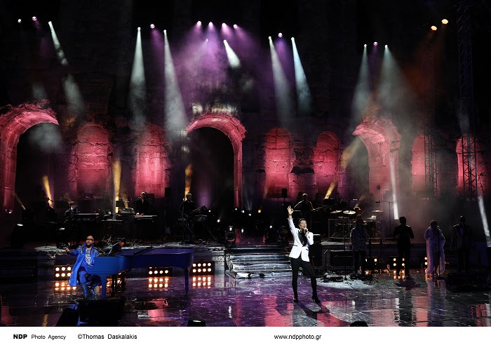 Desmond Child Rocks the Parthenon - The Live Concert Documentary