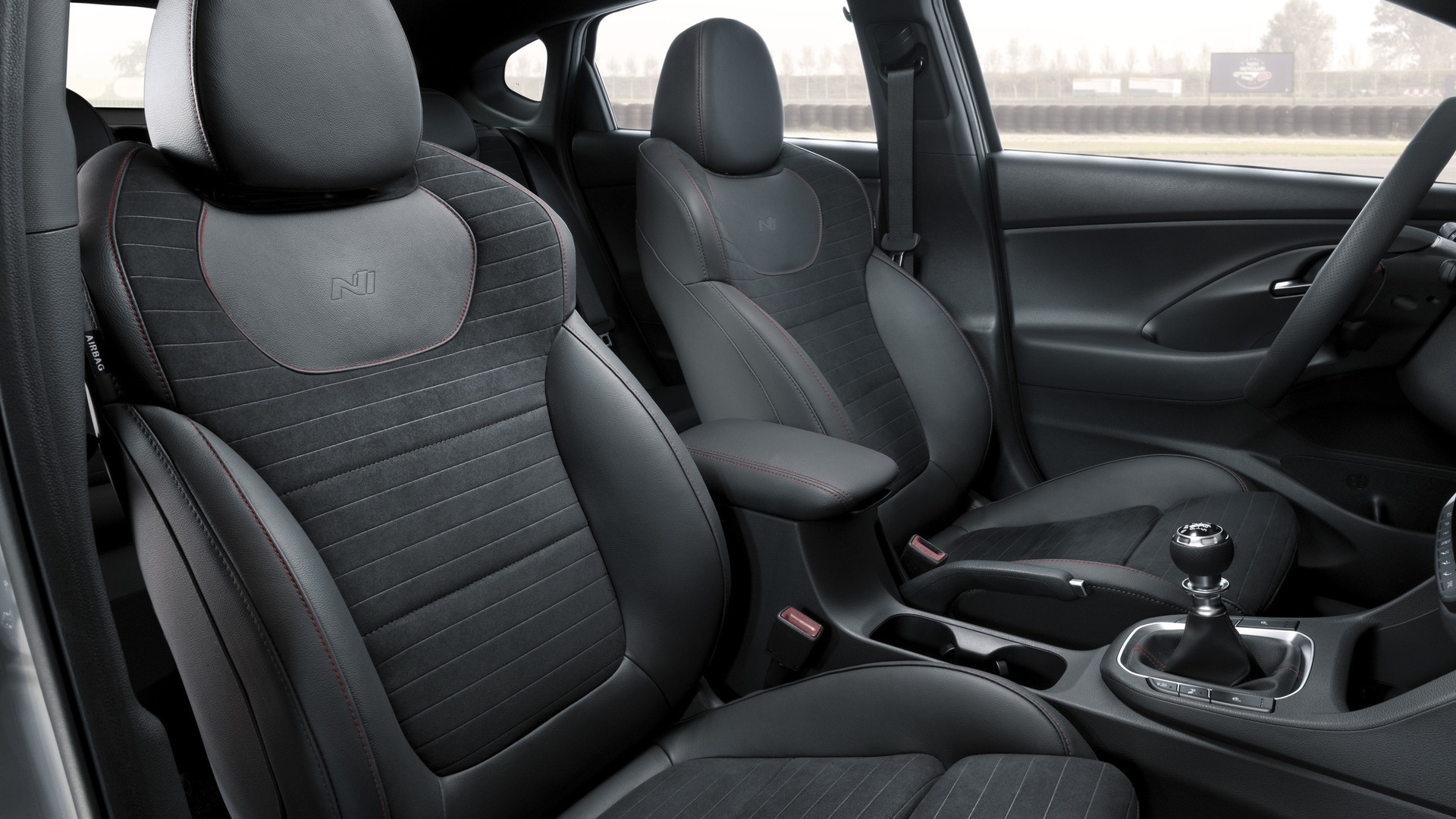 οικογενειακό αυτοκίνητο εσωτερικό