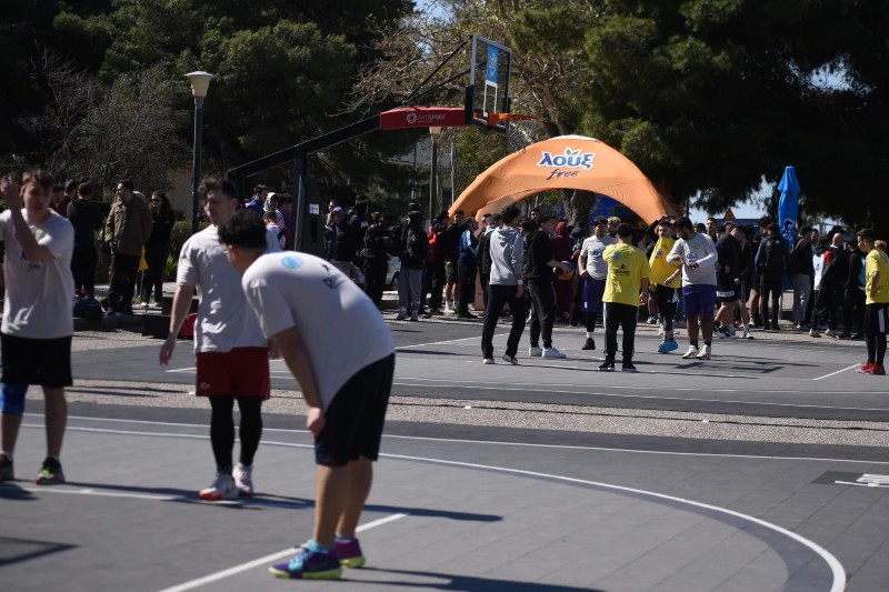 Για το 3 On 3