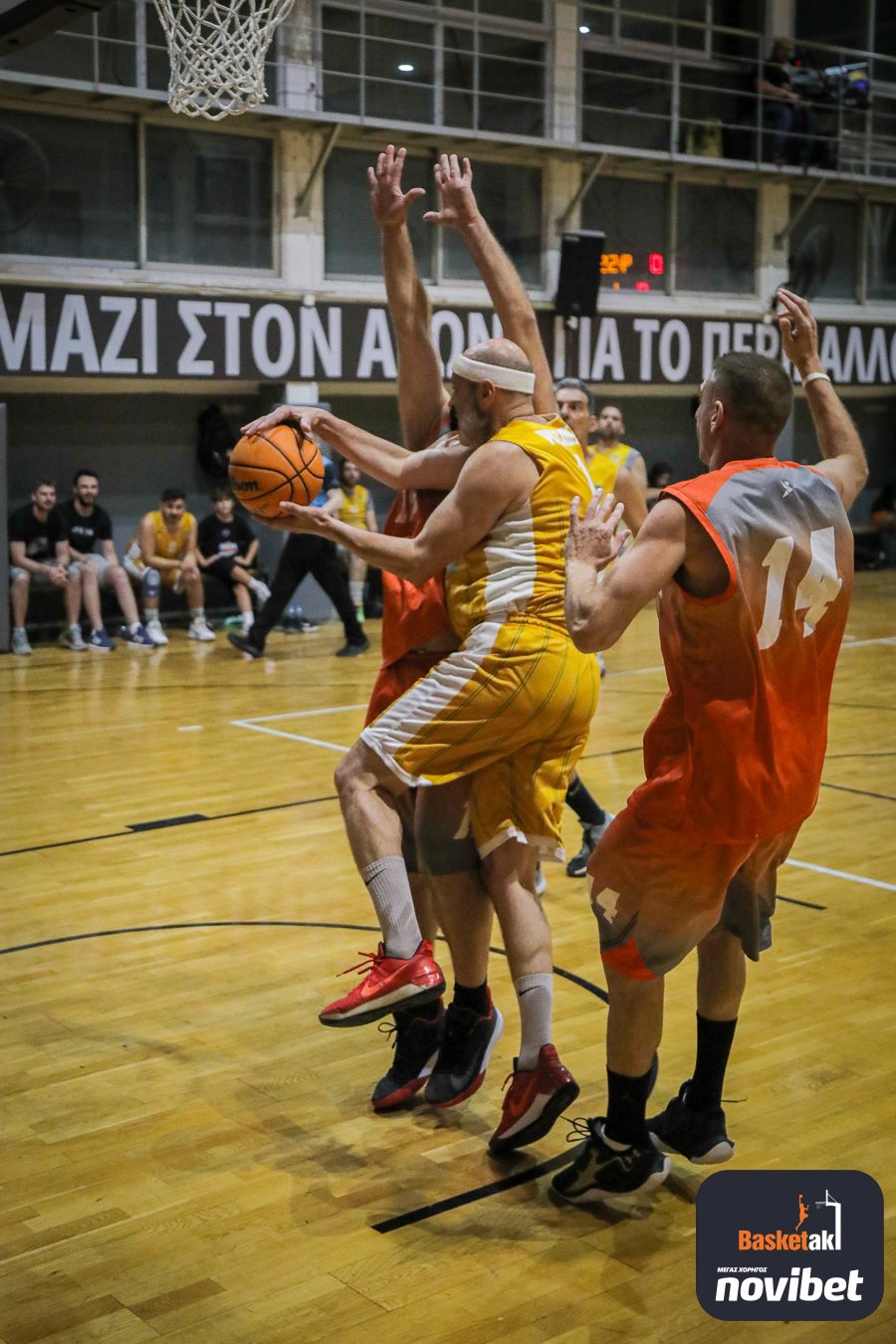 Από αγώνα για το basketaki