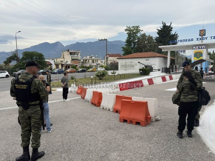 Εθελοντική στράτευση γυναικών