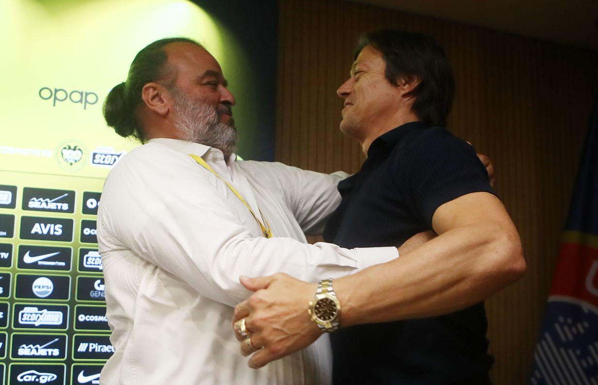 Ο Μάριος Ηλιόπουλος με τον Ματίας Αλμέιδα