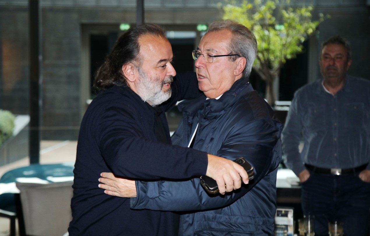 Ο Μάριος Ηλιόπουλος στο ξενοδοχείο της ΑΕΚ στη Θεσσαλονίκη