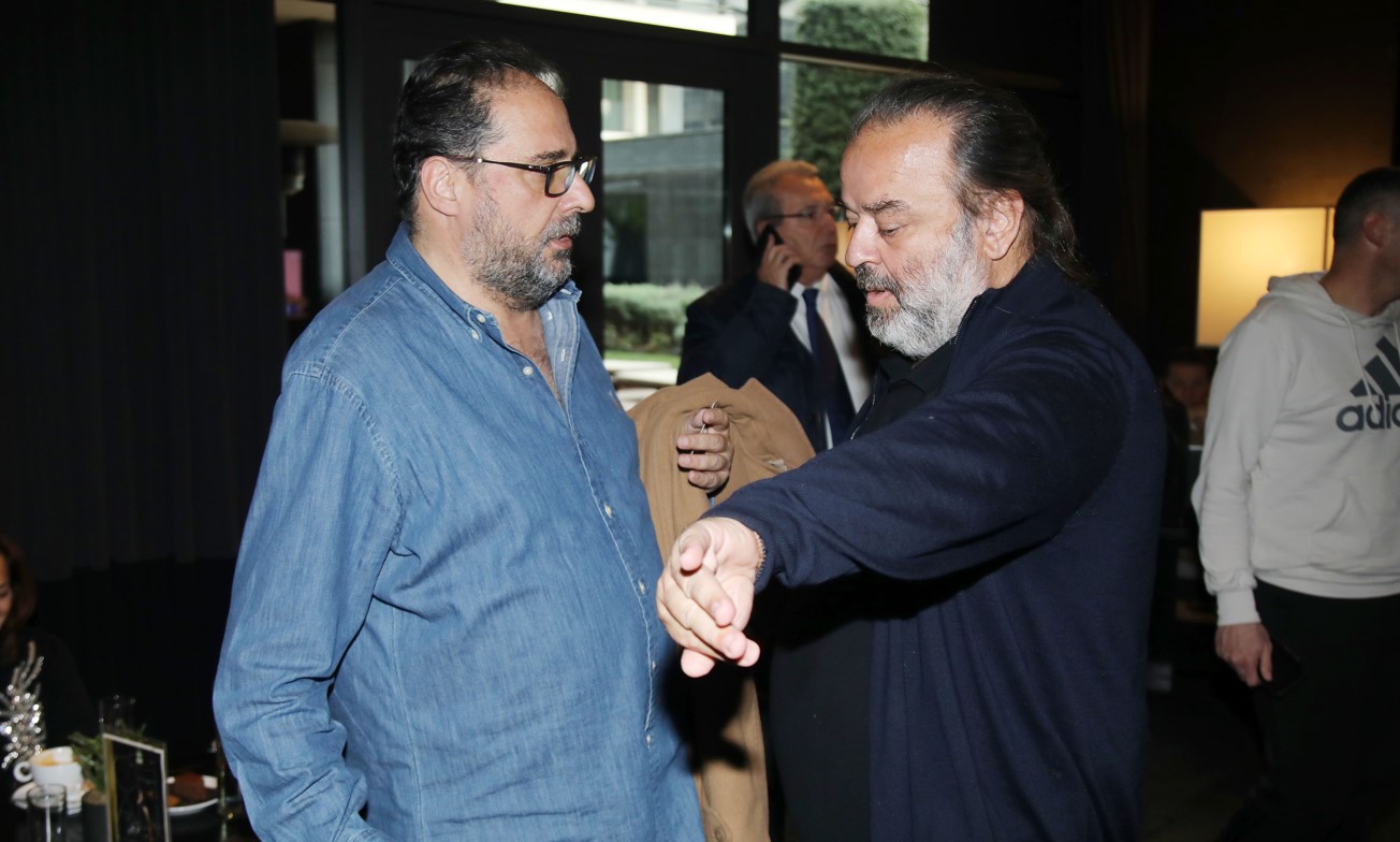 Ο Μάριος Ηλιόπουλος στο ξενοδοχείο της ΑΕΚ στη Θεσσαλονίκη