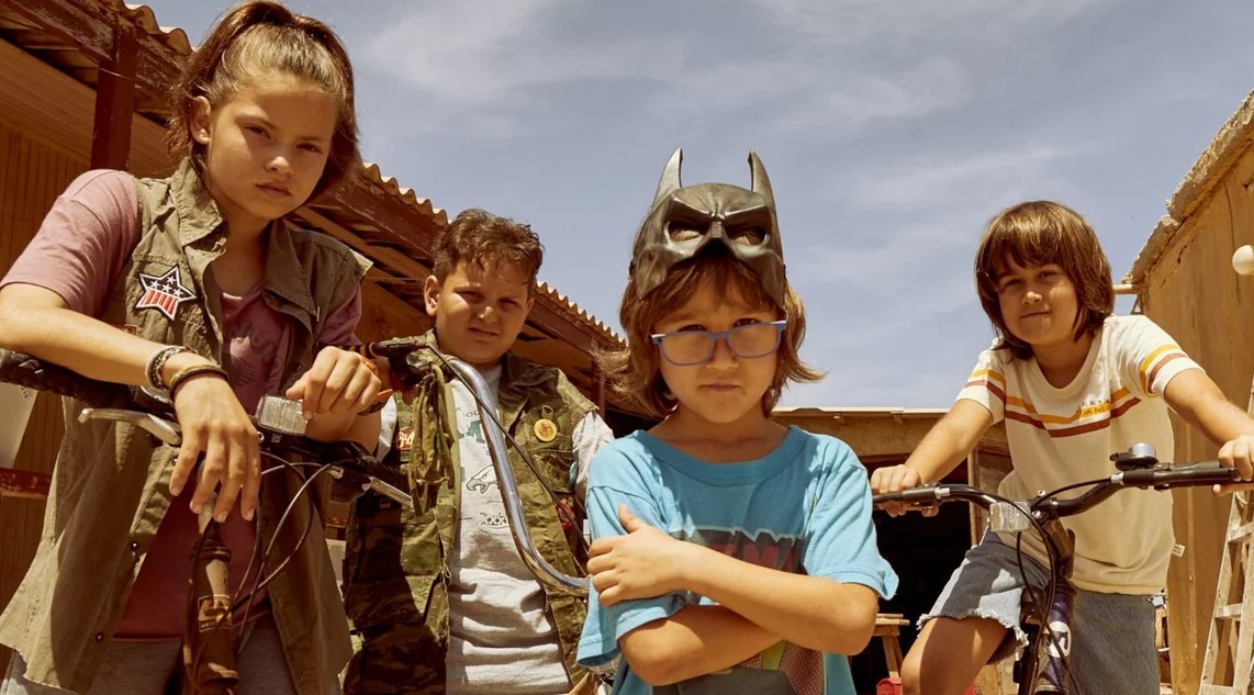 Παιδιά στο Κομάντα και Δράκοι