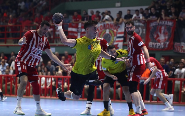 liapis_aek