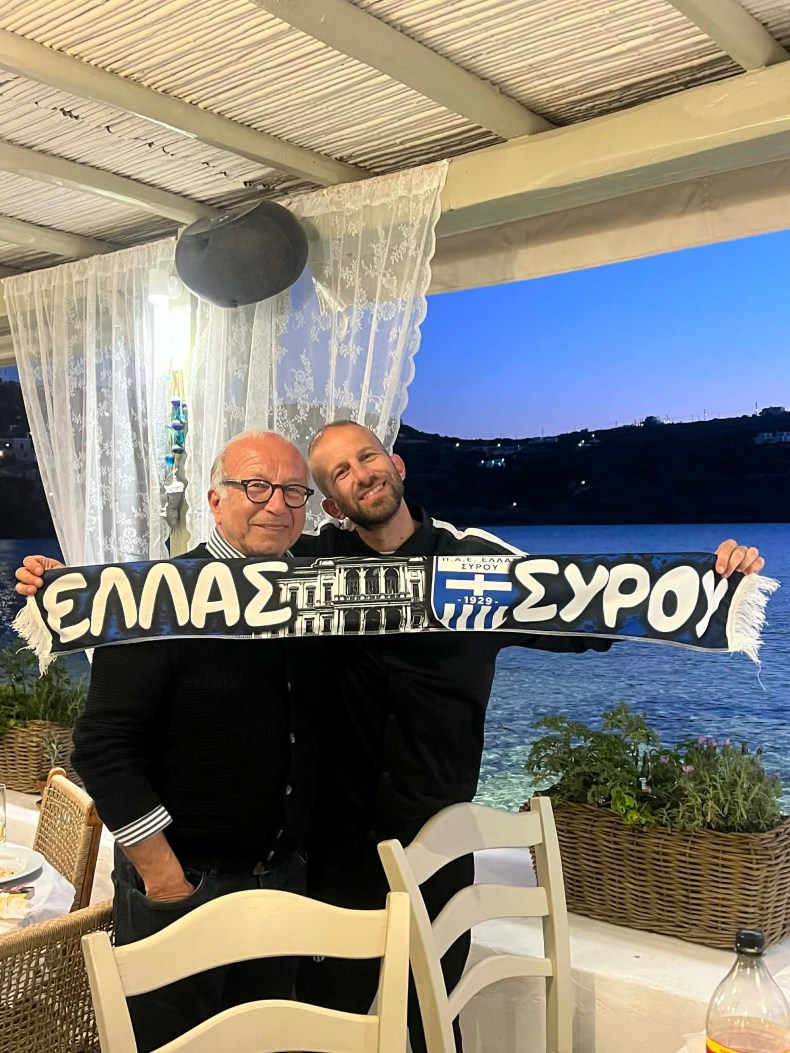 ΠΡΟΕΔΡΟΣ ΕΛΛΑΣ