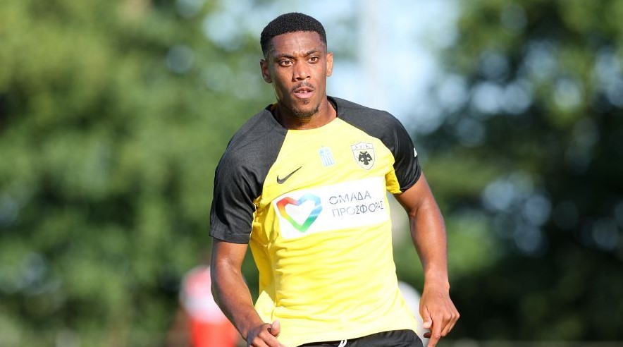 Μαρσιάλ στο παιχνίδι με την Κορτράικ