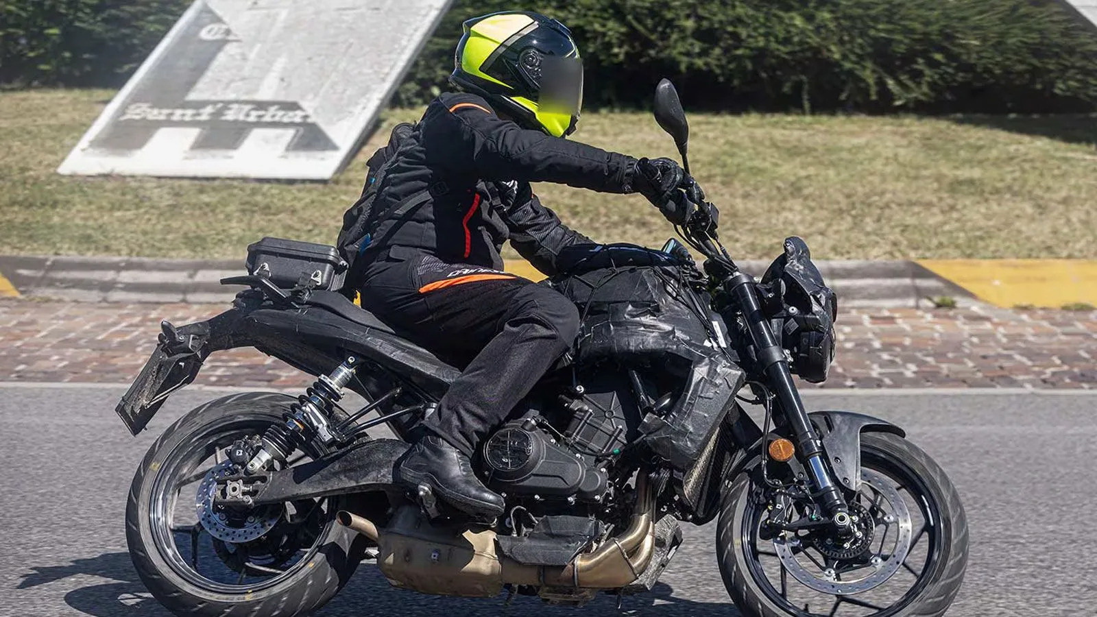 Moto Guzzi The Trip 500