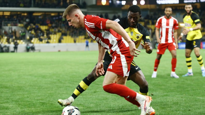 olympiacos_aek_intime