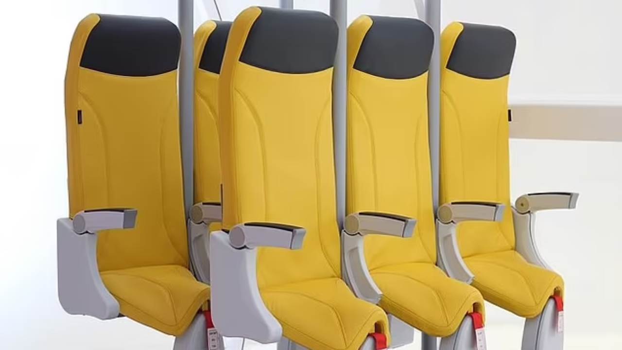 Η εικόνα των όρθιων καθισμάτων