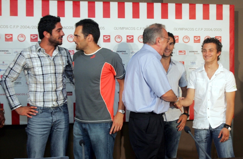 Ιούλιος του 2005. Ο Παππάς στην παρουσίαση των νέων παικτών
