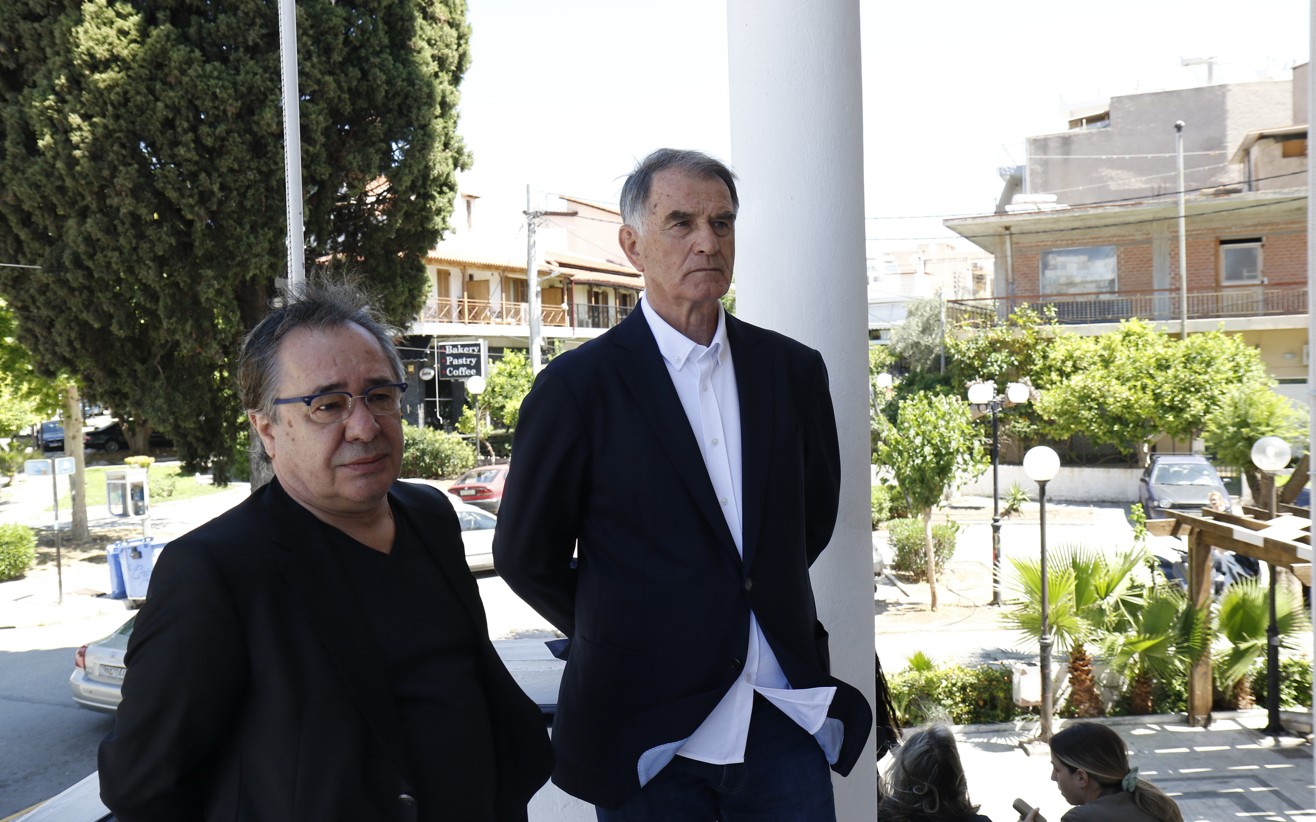 Η κηδεία του Μανώλη Παπαδόπουλου