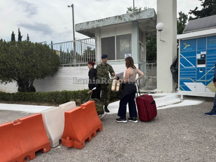 Εθελοντική στράτευση γυναικών