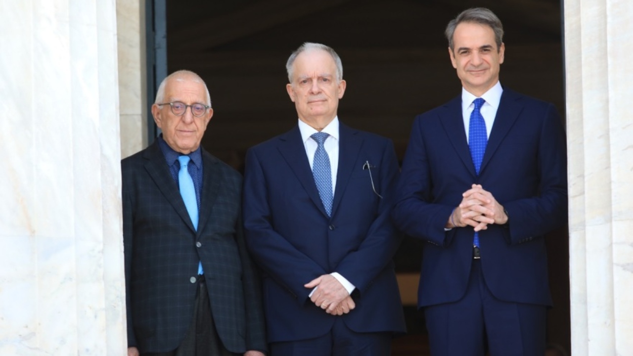 Η άφιξη του Κων/νου Τασούλα στη Βουλή