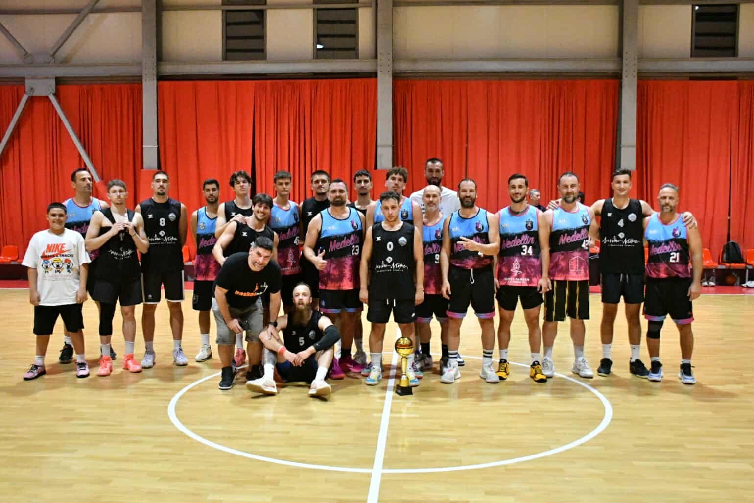 Από αγώνα για το basketaki