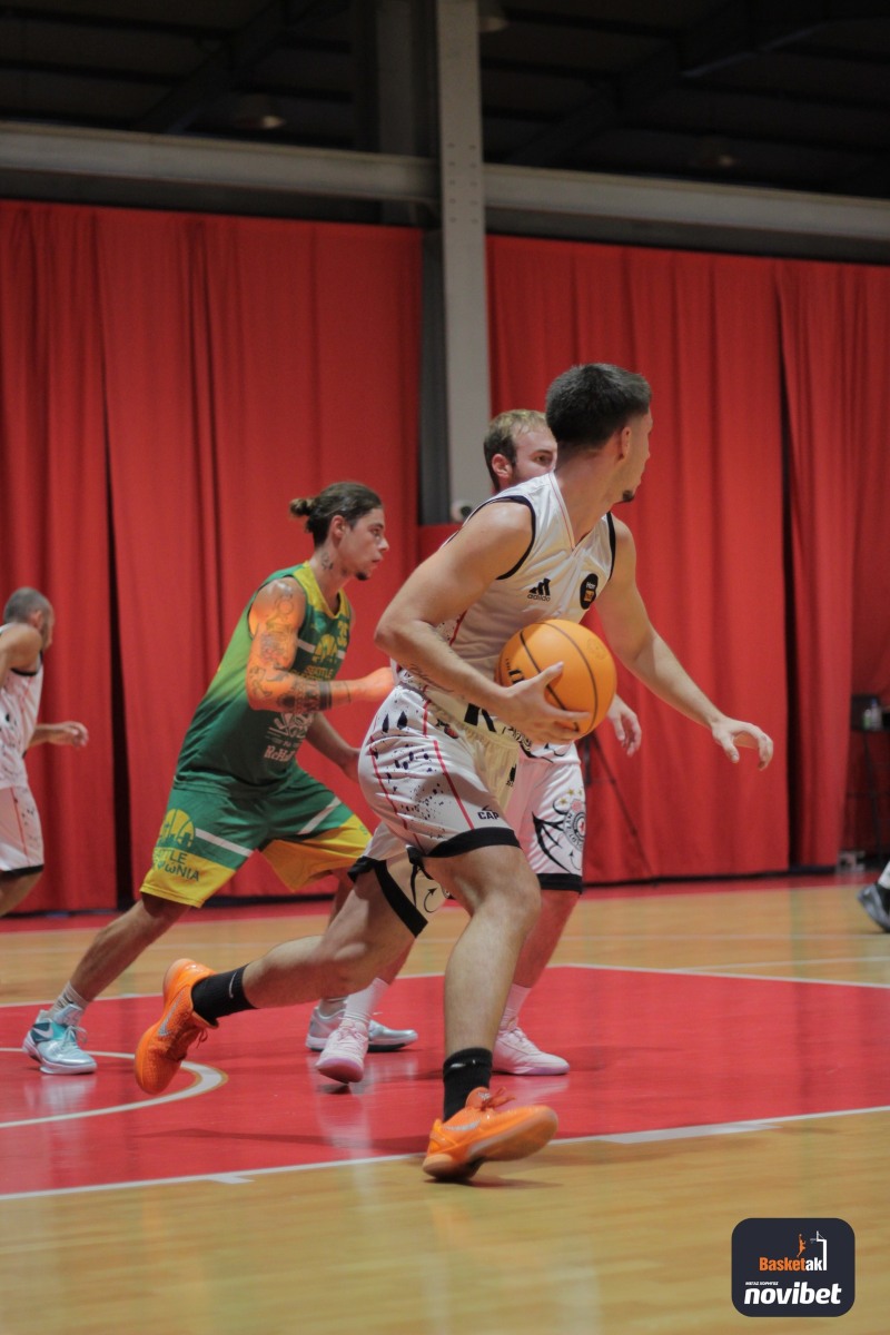 Από αγώνα για το basketaki