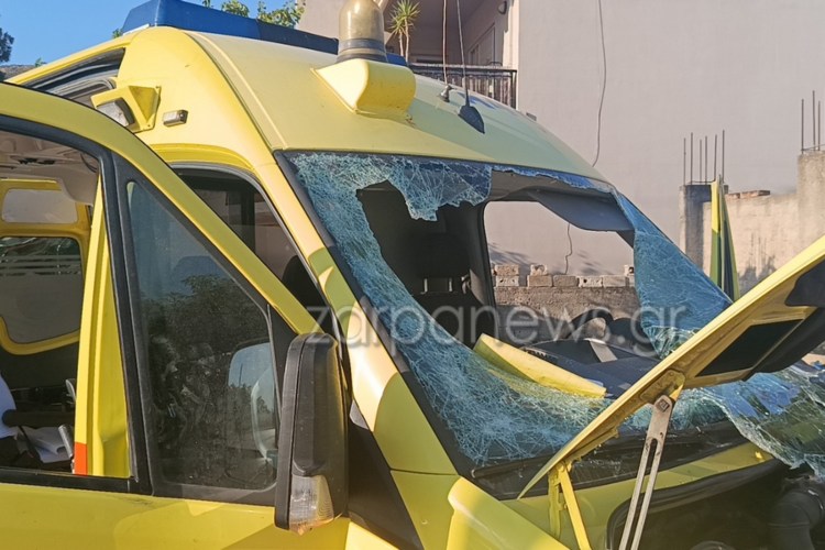 Τροχαίο ατύχημα στα Χανιά με ασθενοφόρο