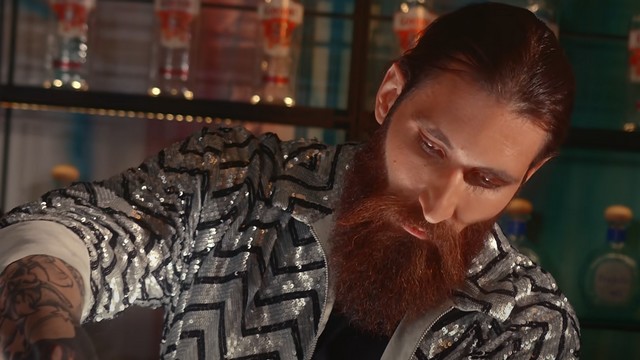 Θοδωρής Τσαρούχας