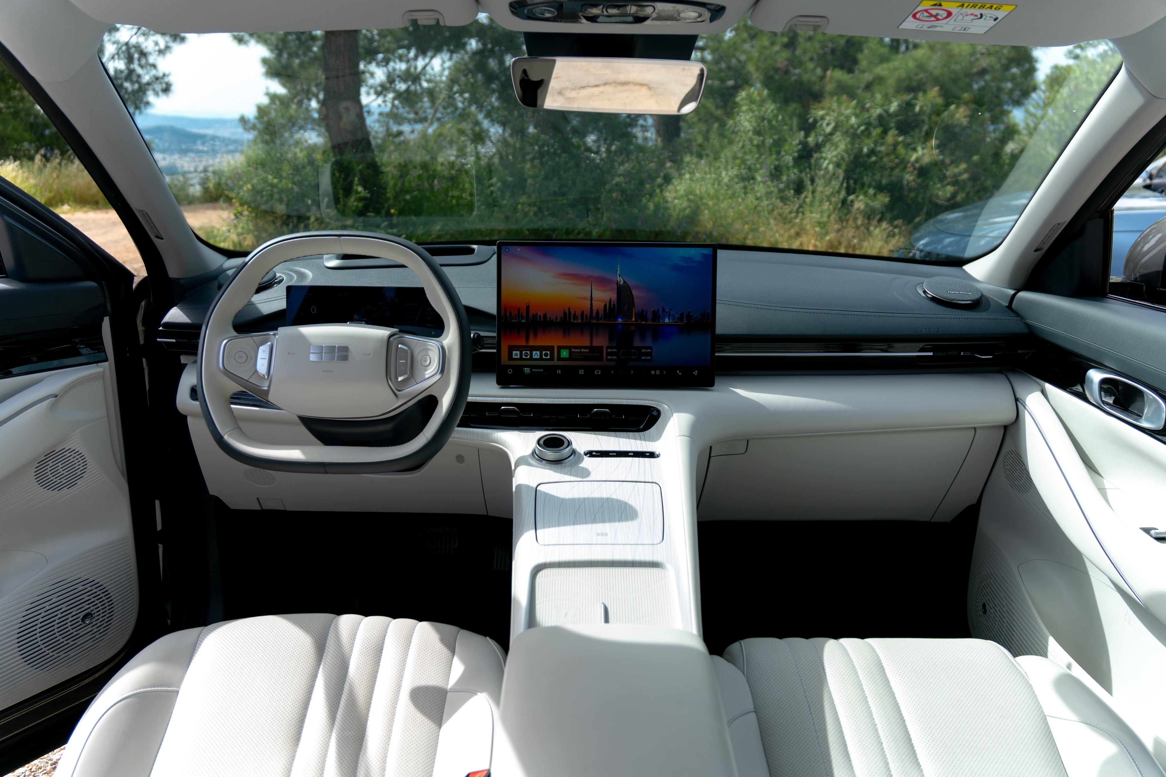 Geely EX5 vs Leapmotor B10