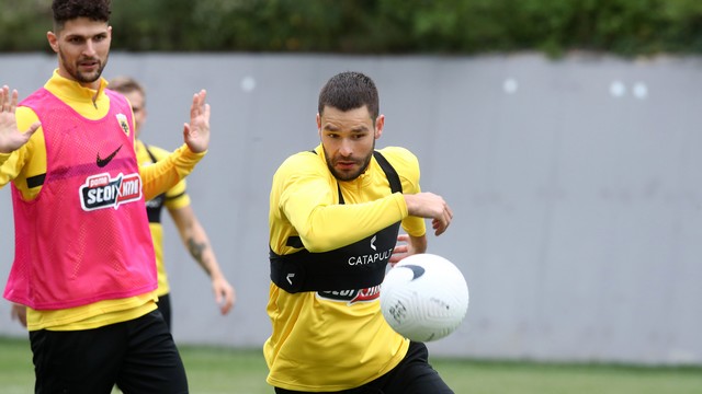 Η πρώτη της ΑΕΚ